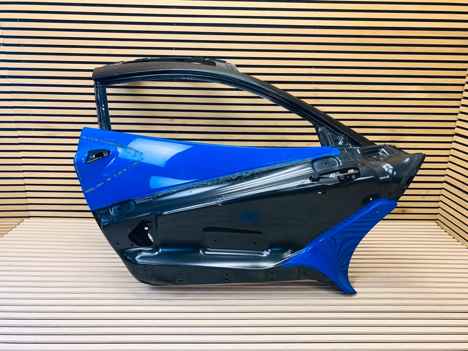 McLaren 720S Front Right Door 14AC462CP01 - Image 5