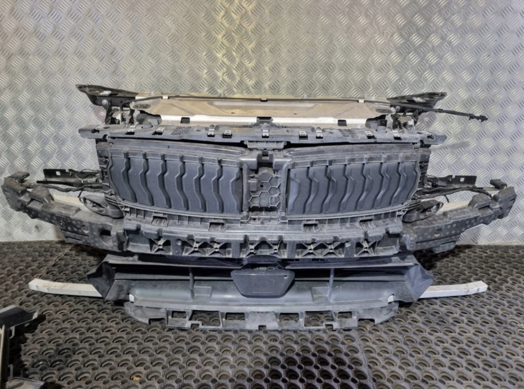 BMW 2 Series Coupe G42 Complete Front-End Package - Image 7