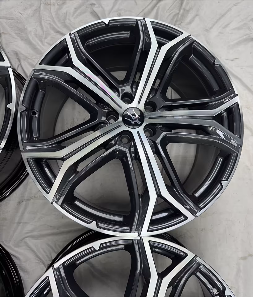 Maserati Levante 21 Inch Rim Set Original - Image 4