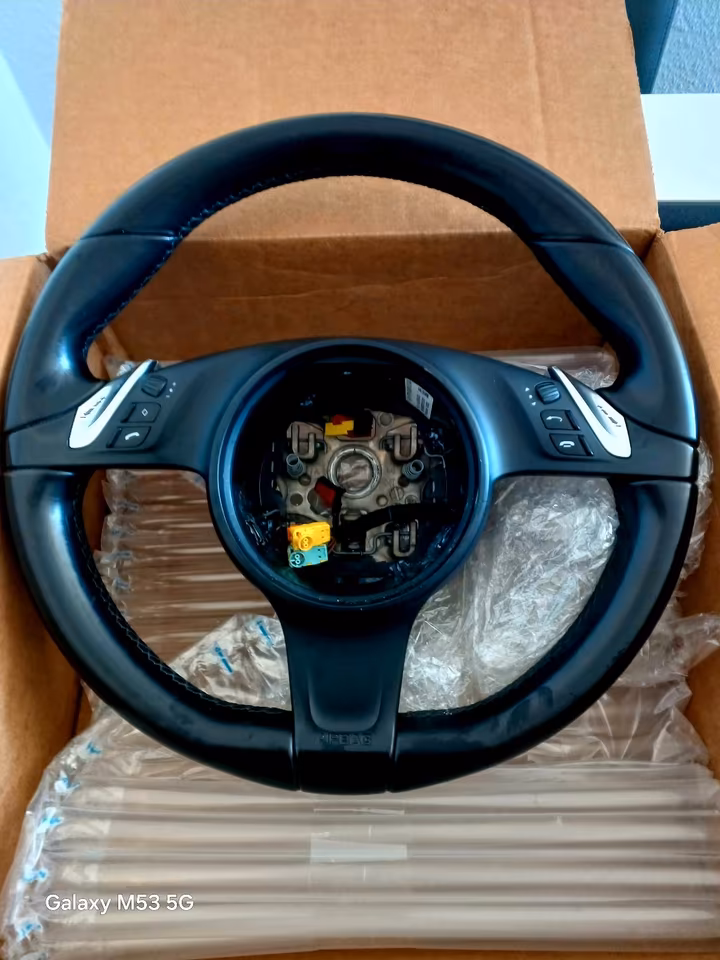 STEERING WHEEL PORSCHE CAYENNE/PANAMERA GTS 2011-2016
