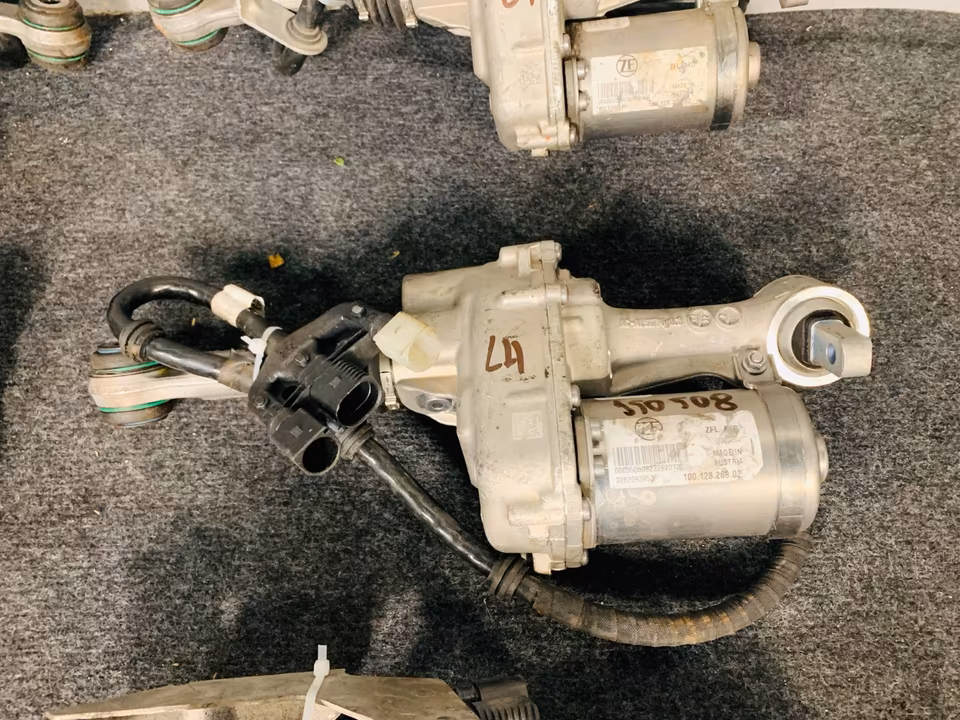 Ferrari Purosangue Actuator Left Right 950509 950908 - Image 6