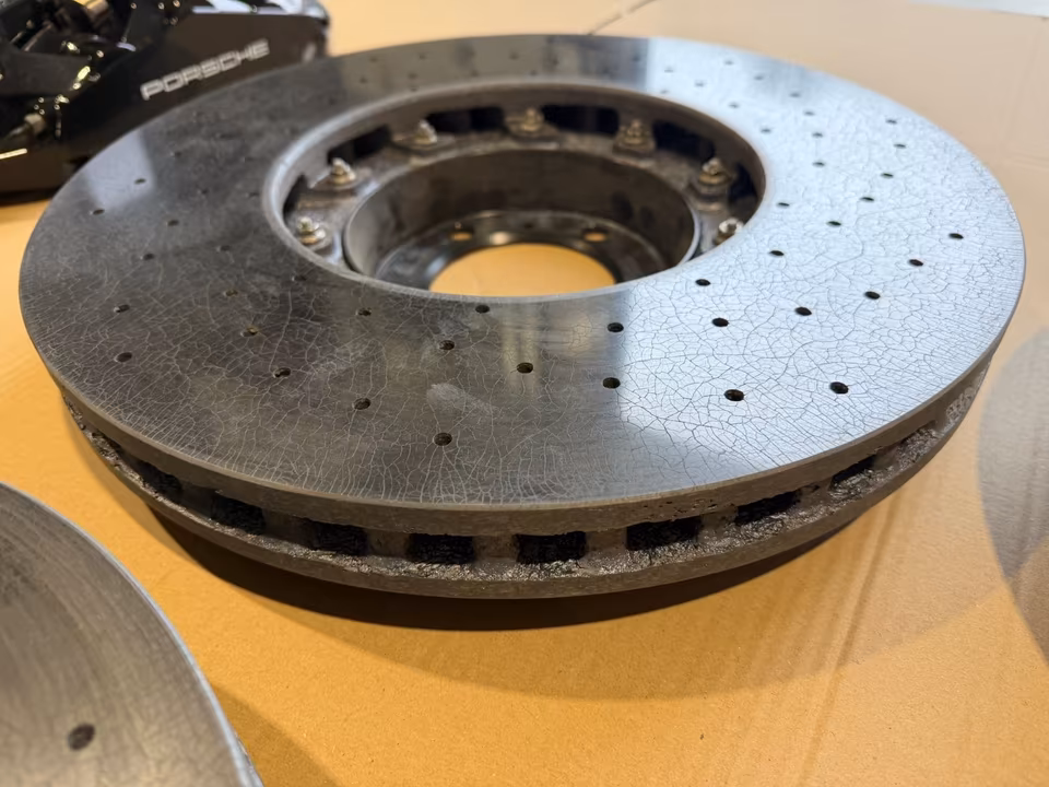 PORSCHE 911 TURBO S 992 CERAMIC BRAKE BRAKE CALIPERS BLACK - Image 21
