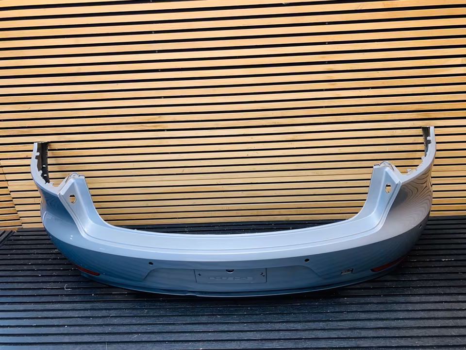 Porsche Macan GTS Rear Bumper 95B807421 - Image 7