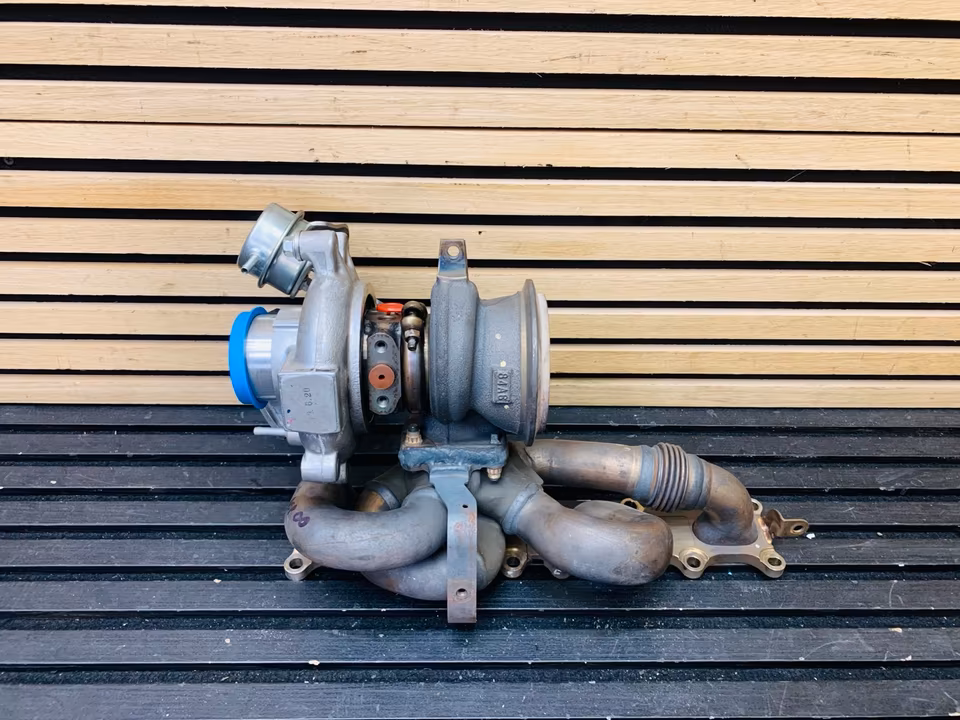 McLaren 570s Turbocharger 13F0546CP00 - Image 6