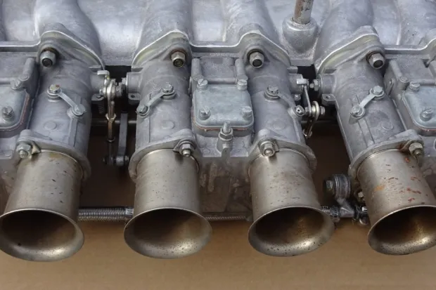 Three Weber 45 DCOE Carburetors and Warneford Intake Manifold for Jaguar - Image 9