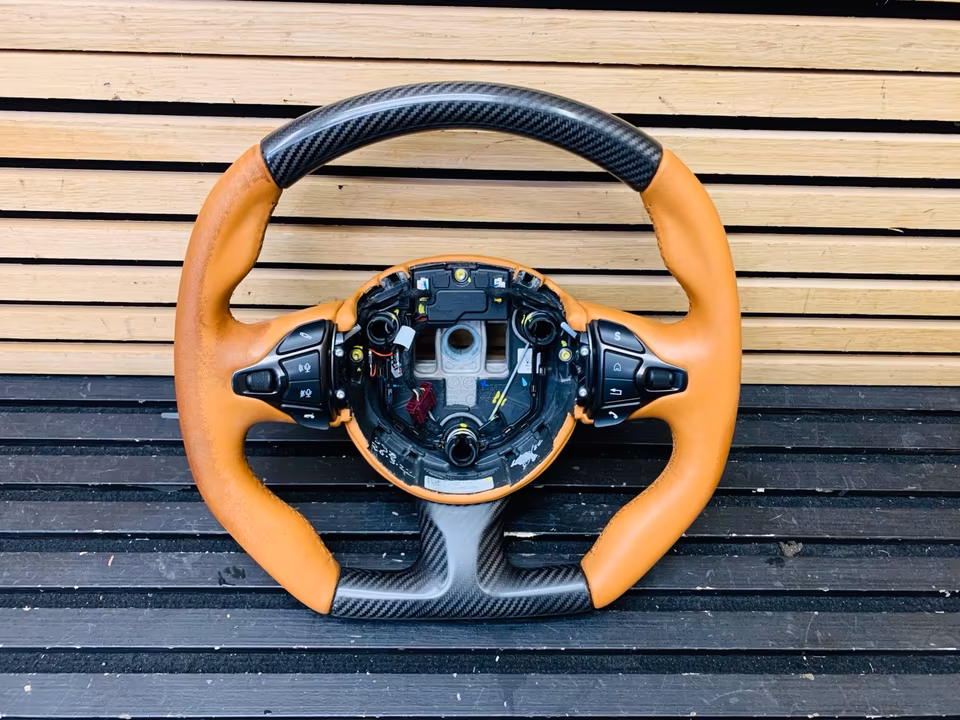 Aston Martin DBS Superleggera Carbon Steering Wheel NY633600DAW