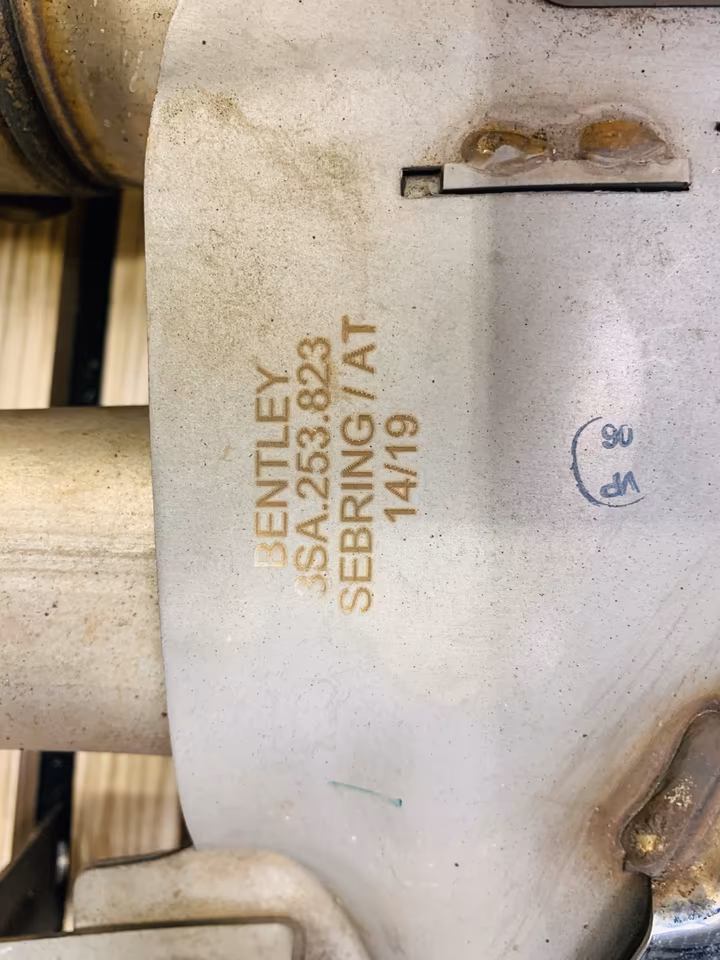 Bentley Continental GT Exhaust System Exhaust Tailpipes 3SD807607 - Image 5