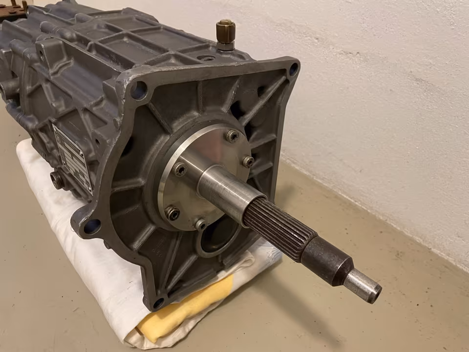 Lotus Omega Carlton C36GET - ZF S6-40 gearbox - Image 12