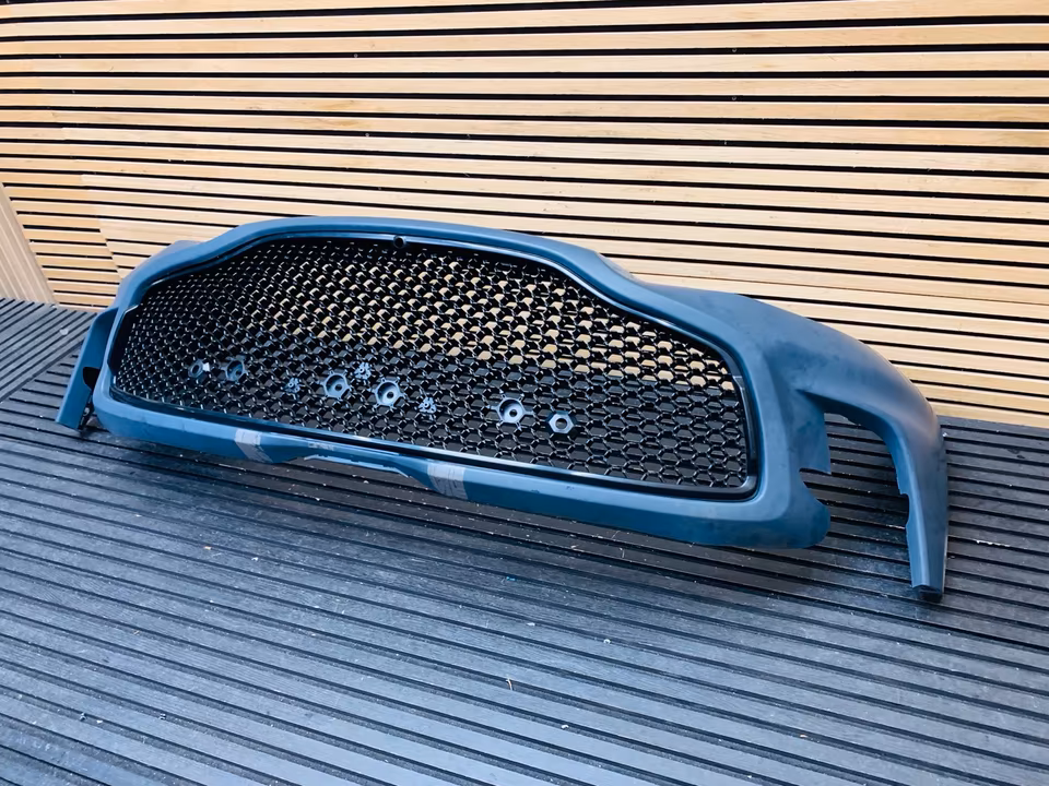 Aston Martin DBX 707 S Front Bumper, Brand New - Image 6