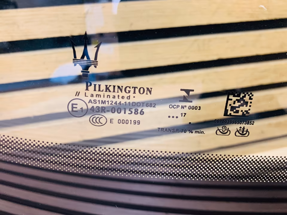 Maserati Levante Windshield 673006253 - Image 5