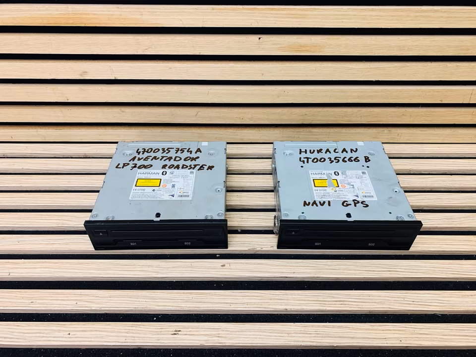Lamborghini Huracan Aventador Radio Media 470035754A 4T0035666B - Image 5