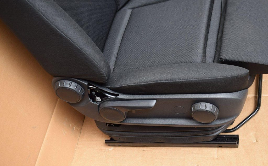 Mercedes Sprinter W907 ISRI Suspension Seats - Image 7
