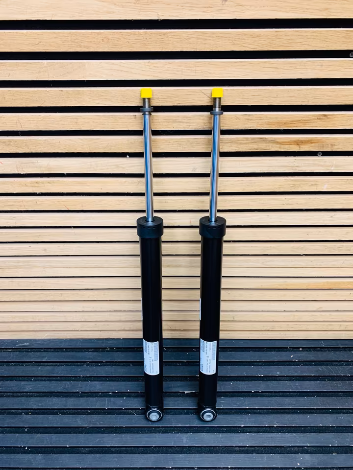 Bentley GT GTC Shock Absorber Left Right Rear 975513035J - Image 2