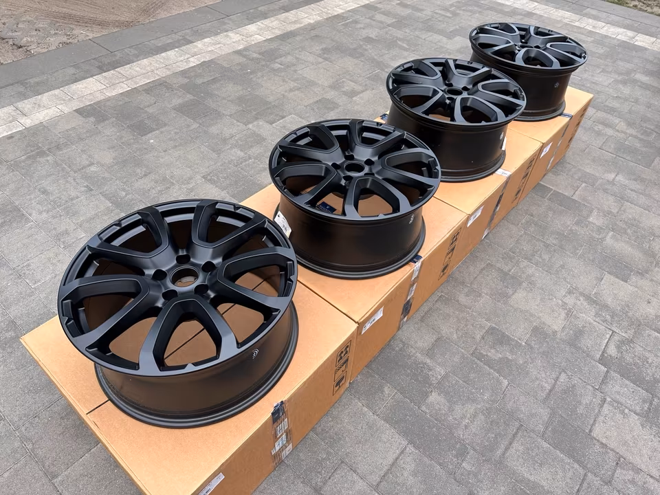 Maserati Levante Alloy Wheels Set 19 Inch 940000787 NEW