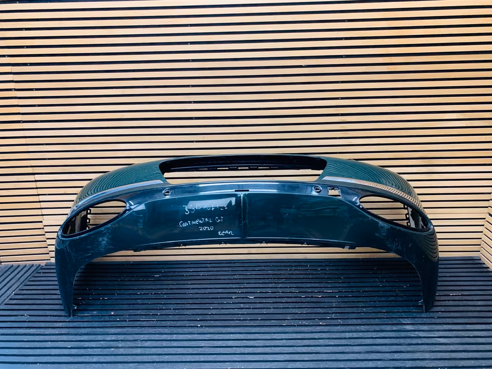 Bentley GT GTC Rear Bumper 3SD807511 3SD807527 - Image 9
