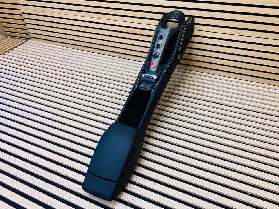 Ferrari 488 Center Console Console Panel 070005145 - Image 9