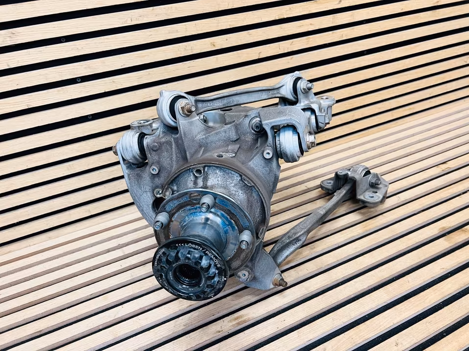 Porsche 991 GTS Control Arm Wheel Hub Front Rear Shock Absorber - Image 6