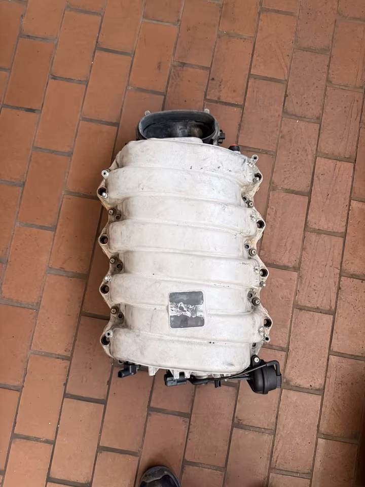 E63 AMG M156 Intake Manifold - Image 6