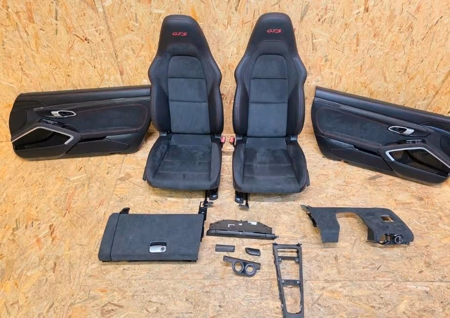 PORSCHE 718 982 GTS SEATS SET - Image 7
