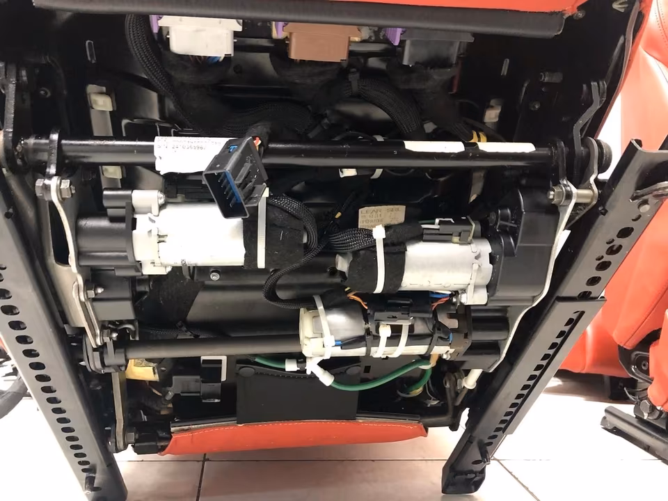 Ferrari FF Red Diamond seats 2012-2016 multimedia - Image 13