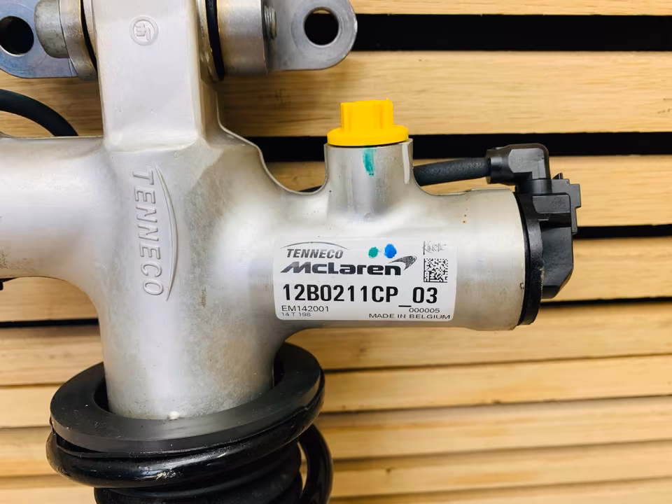 McLaren P1 Front Left Right Shock Absorber 12B0212CP 12B0211CP - Image 5