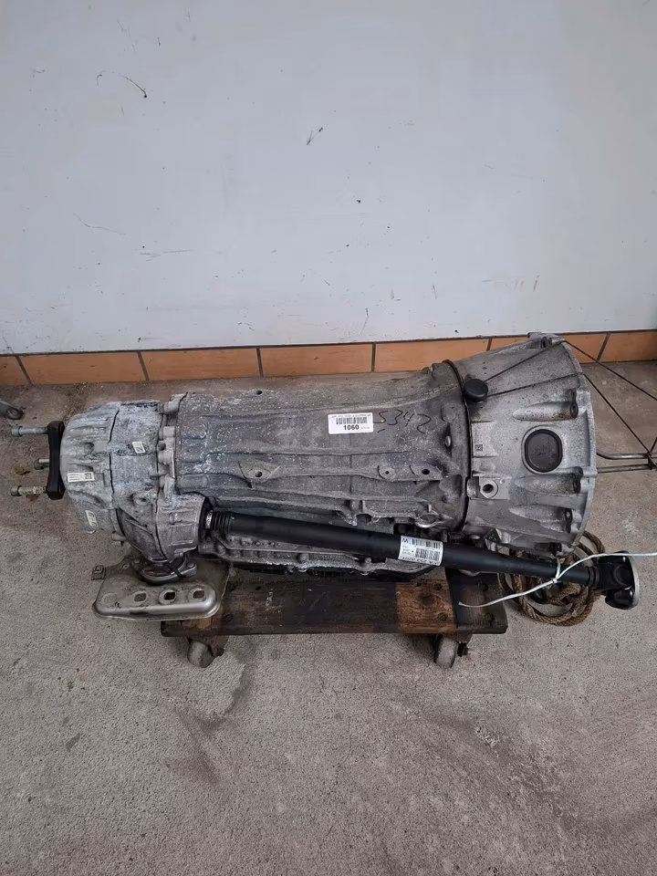 Mercedes W205 AMG C43 Automatic Transmission A2052707502. - Image 6