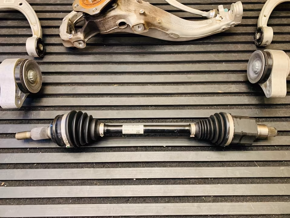 Bentley GT GTC Engine Mount Steering Knuckle Control Arm 971407246L - Image 2