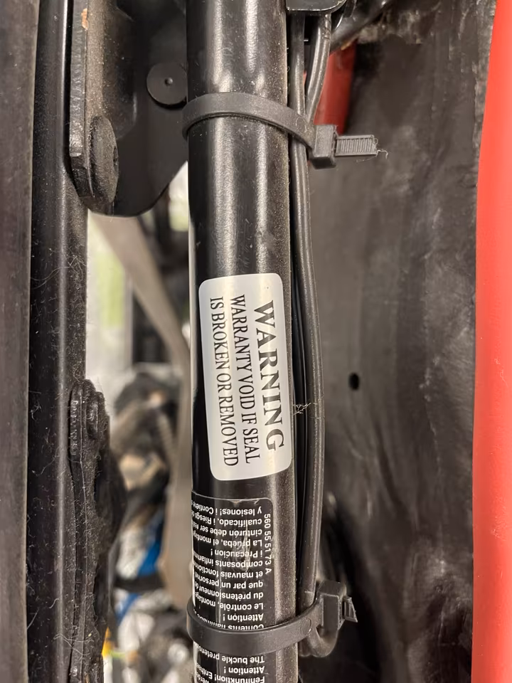 MERCEDES SLR MCLAREN CARBON SEAT PAIR ORIGINAL - Image 15