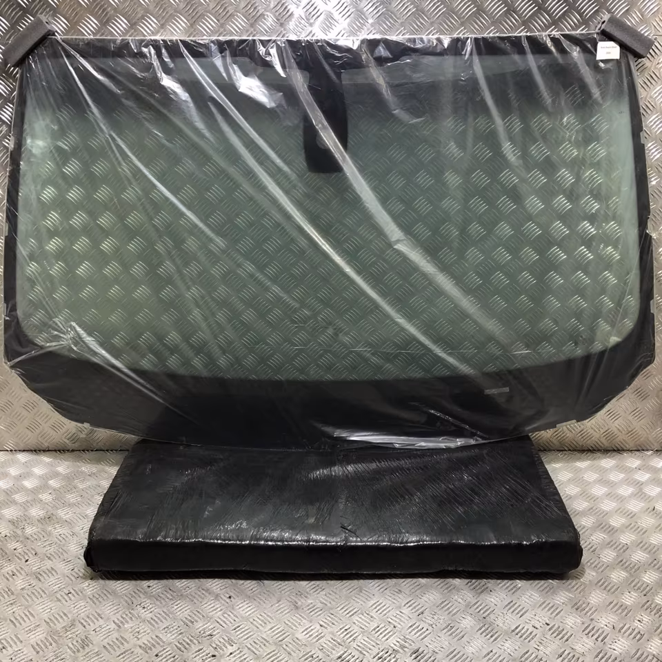 WINDSHIELD Rolls Royce Ghost Sedan 09-14 SENSOR VERSION