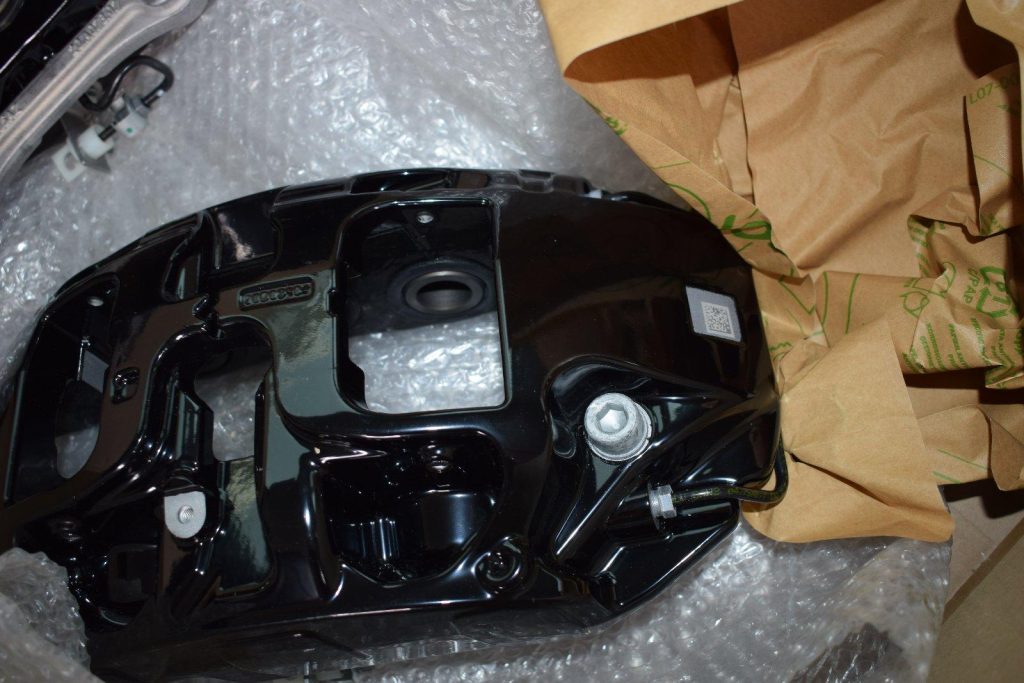 Original Mercedes Front Brake Kit - Image 3