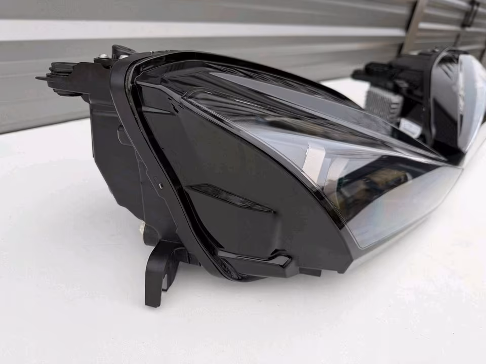 LAMBORGHINI REVUELTO HEADLIGHTS SET NEW - Image 4