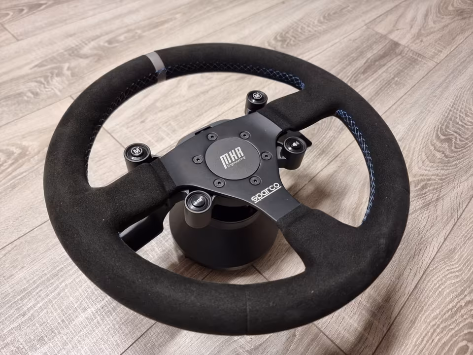 Steering Wheel MKR for BMW M2 Competition / M3 / M4 - Image 6