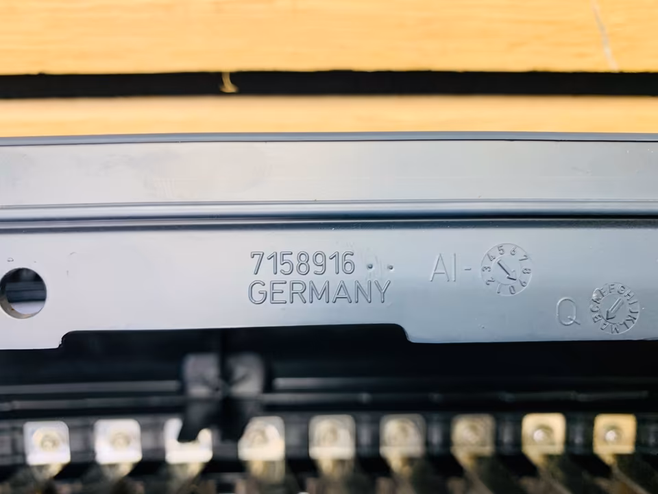 Rolls Royce Ghost Grill Radiator 371187 7158916 - Image 4