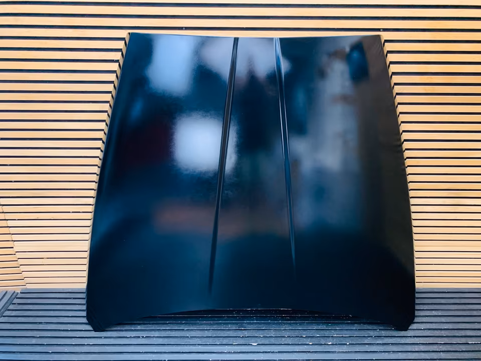 Rolls Royce Cullinan bonnet - Image 10