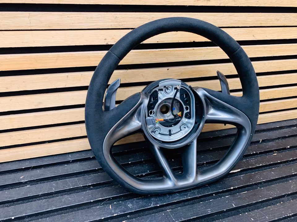 McLaren Elba Steering Wheel Alcantara 14NC087CP - Image 10