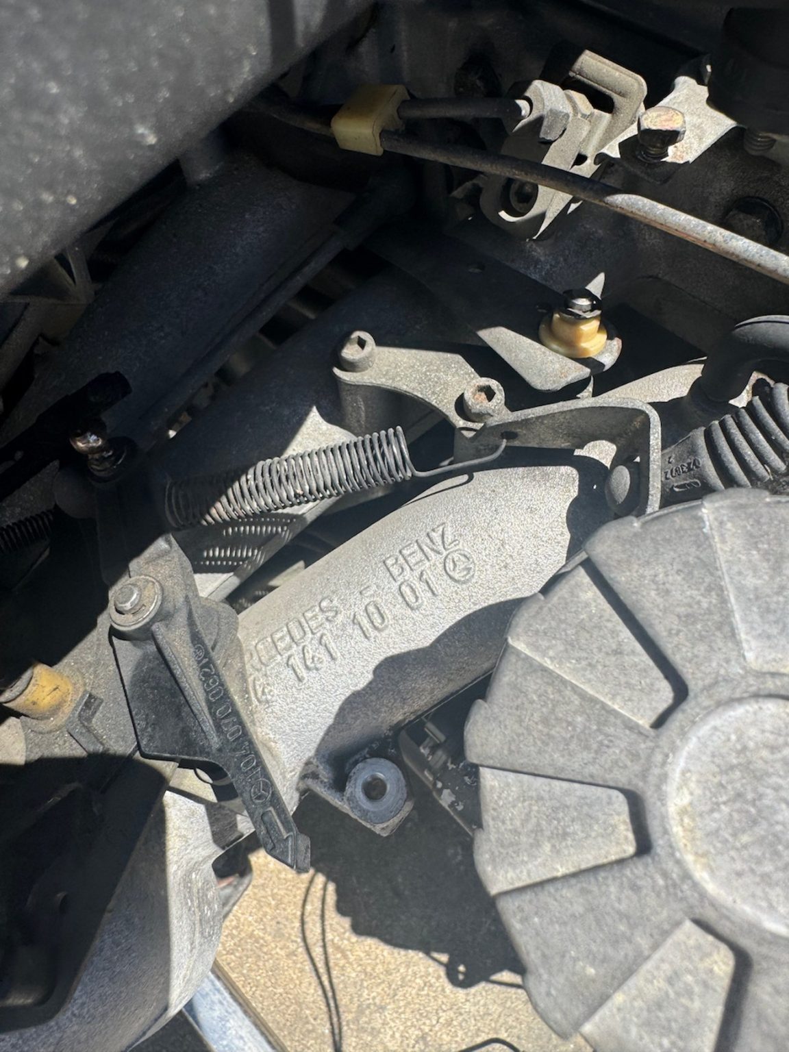 AMG M104 3.4-Liter 24v Engine - Image 9