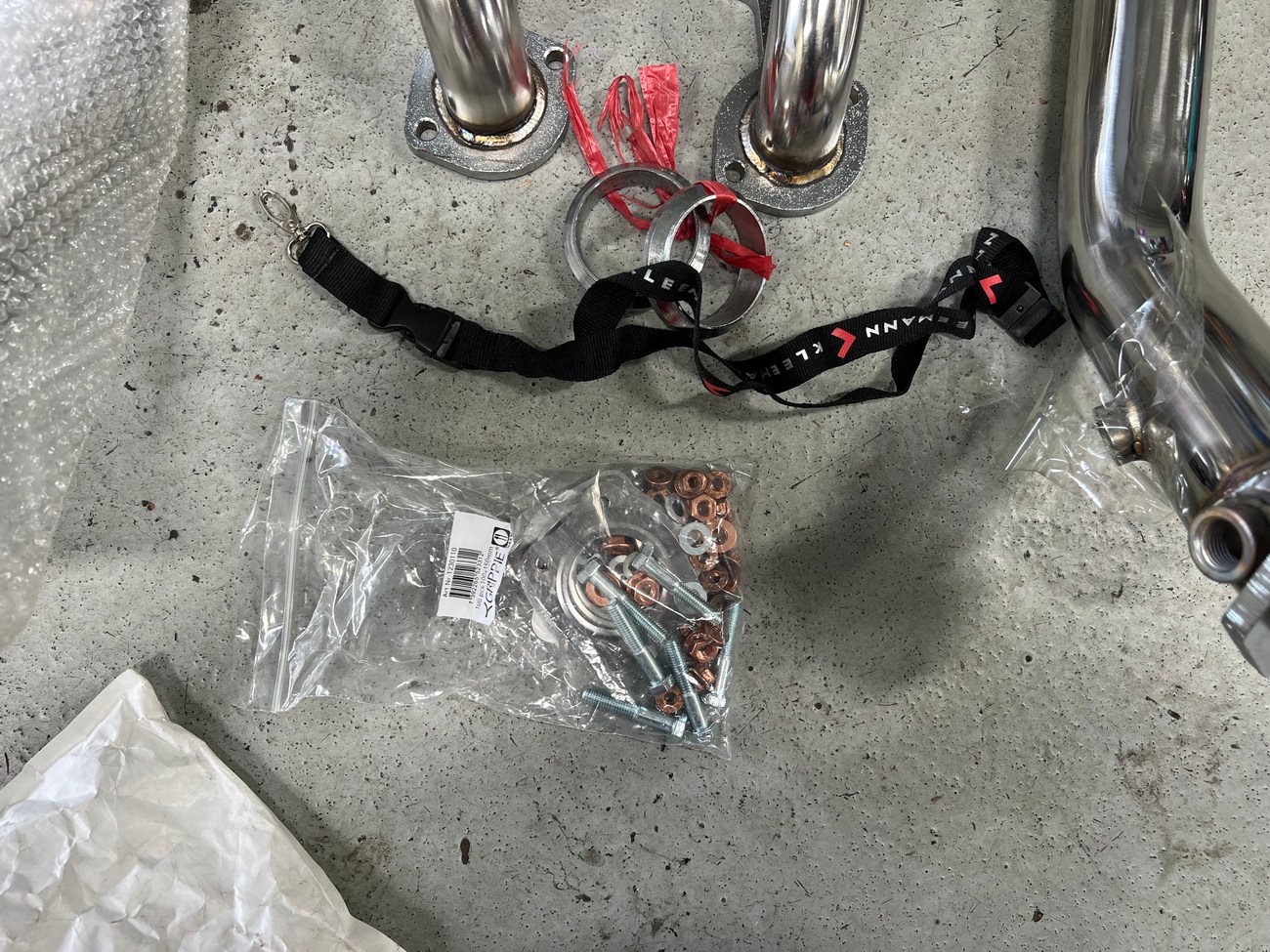 Kleemann Headers for M113 W210 and All Four AMG Brake Rotors - Image 7