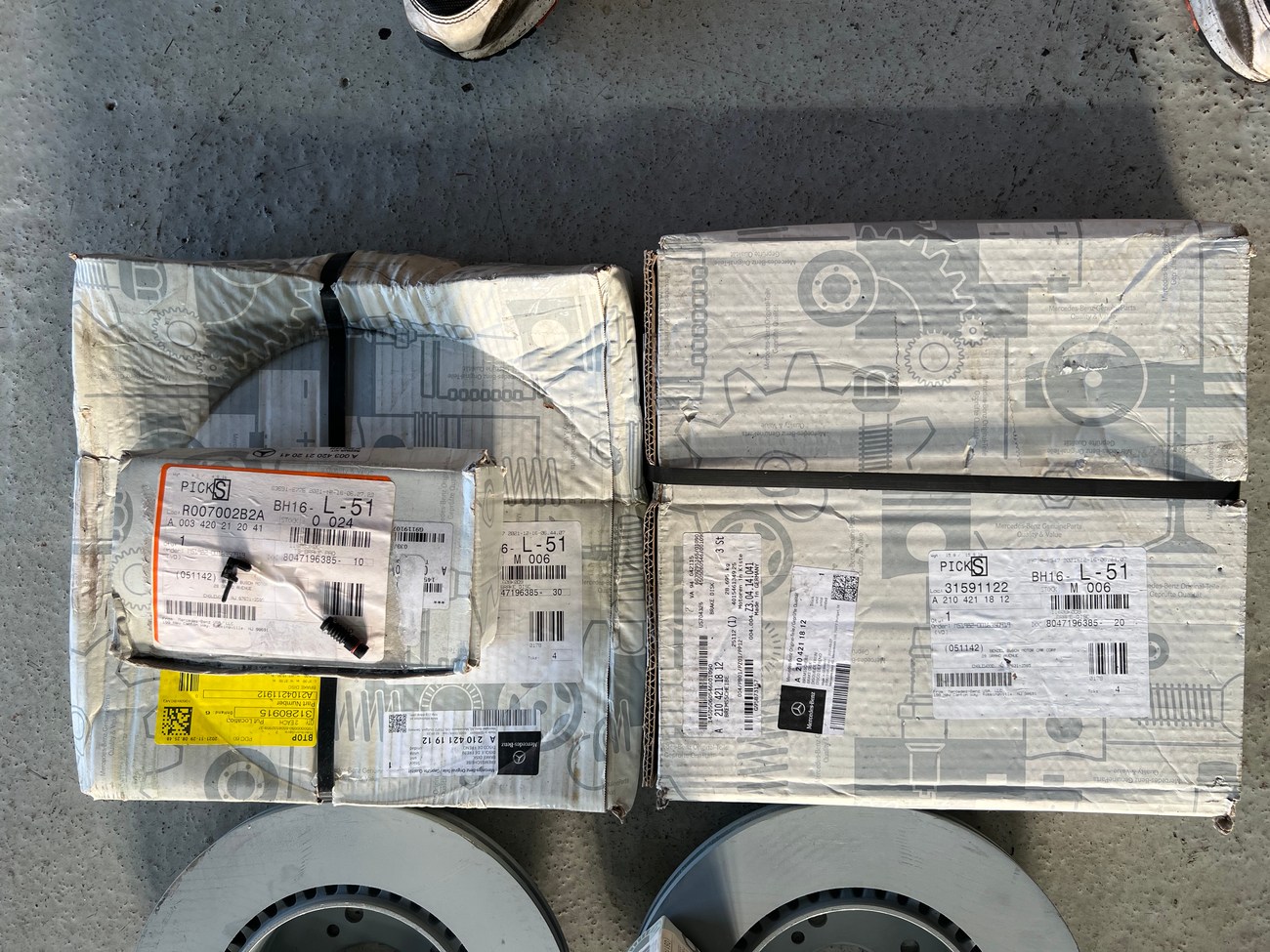 Kleemann Headers for M113 W210 and All Four AMG Brake Rotors - Image 2