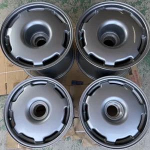 17×9″ and 18×14″ Center-Lock Speedline Wheels for Jaguar XJ220