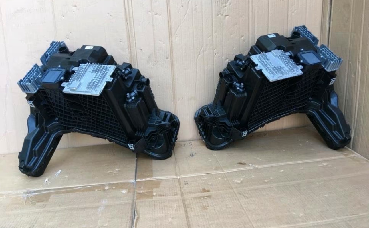 Rolls Royce Cullinan II 2025 headlight - Image 3