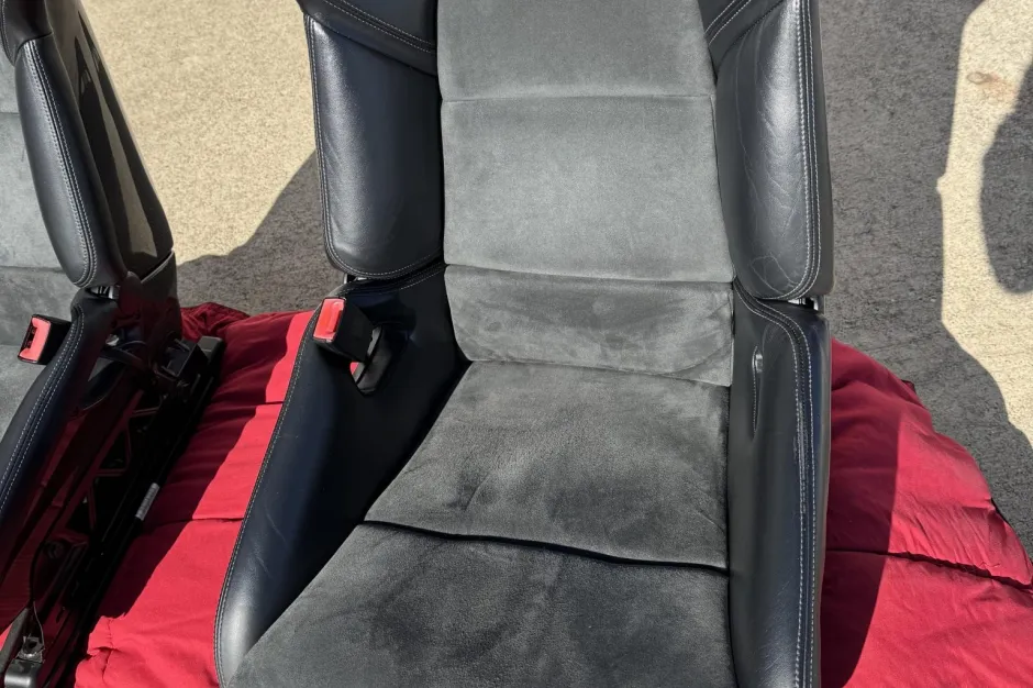 Porsche 997 Sport Bucket Seats - Image 21