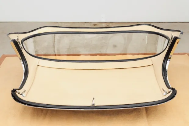 Jaguar XKE Series I Removable Hardtop - Image 21