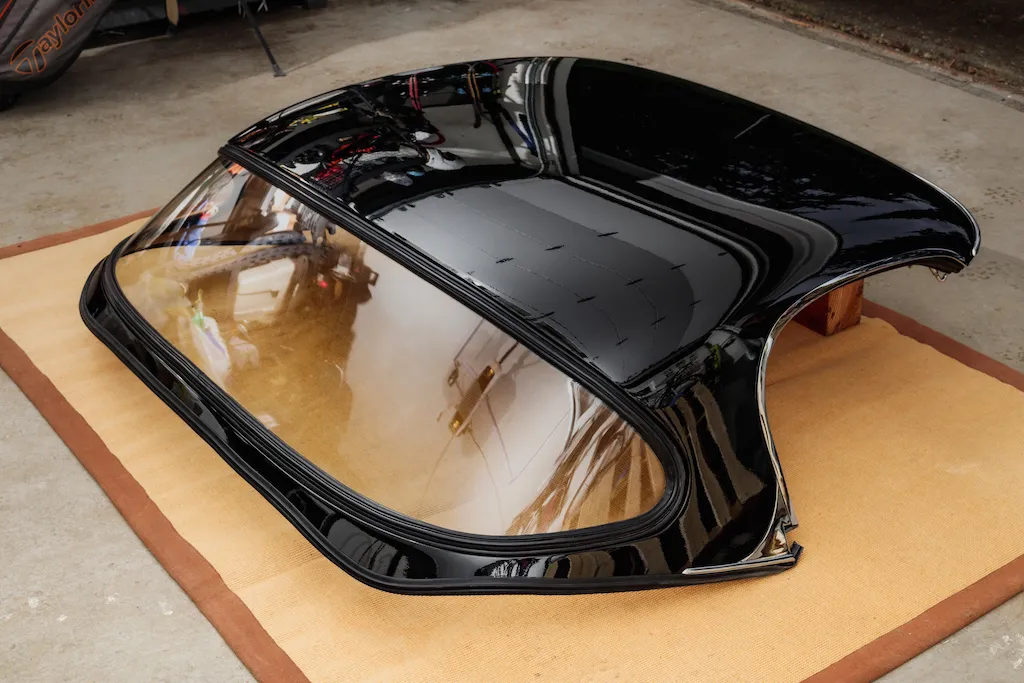 Jaguar XKE Series I Removable Hardtop - Image 17