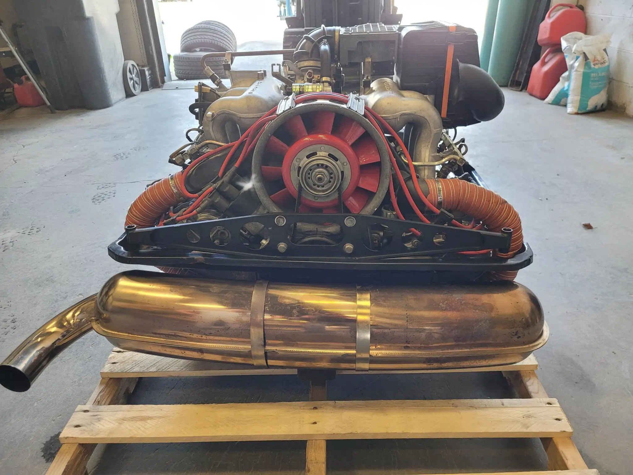 Porsche 911 3.2L Engine - Image 15