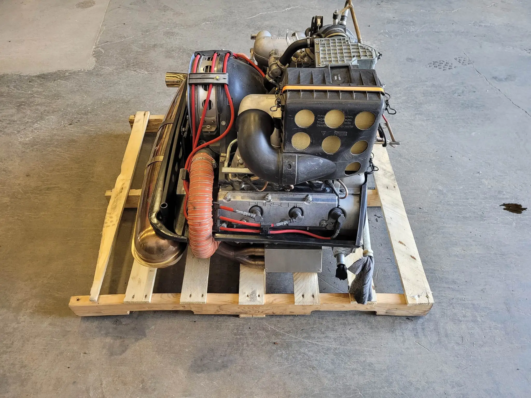 Porsche 911 3.2L Engine - Image 4