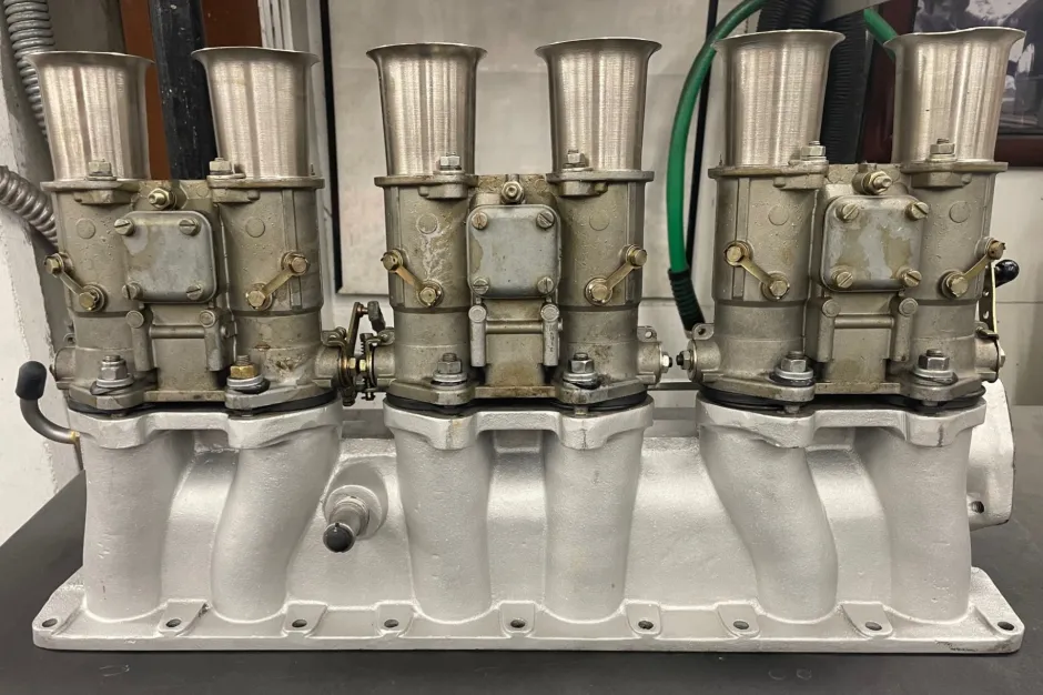 Three Weber 45 DCOE Carburetors and Warneford Intake Manifold for Jaguar - Image 16