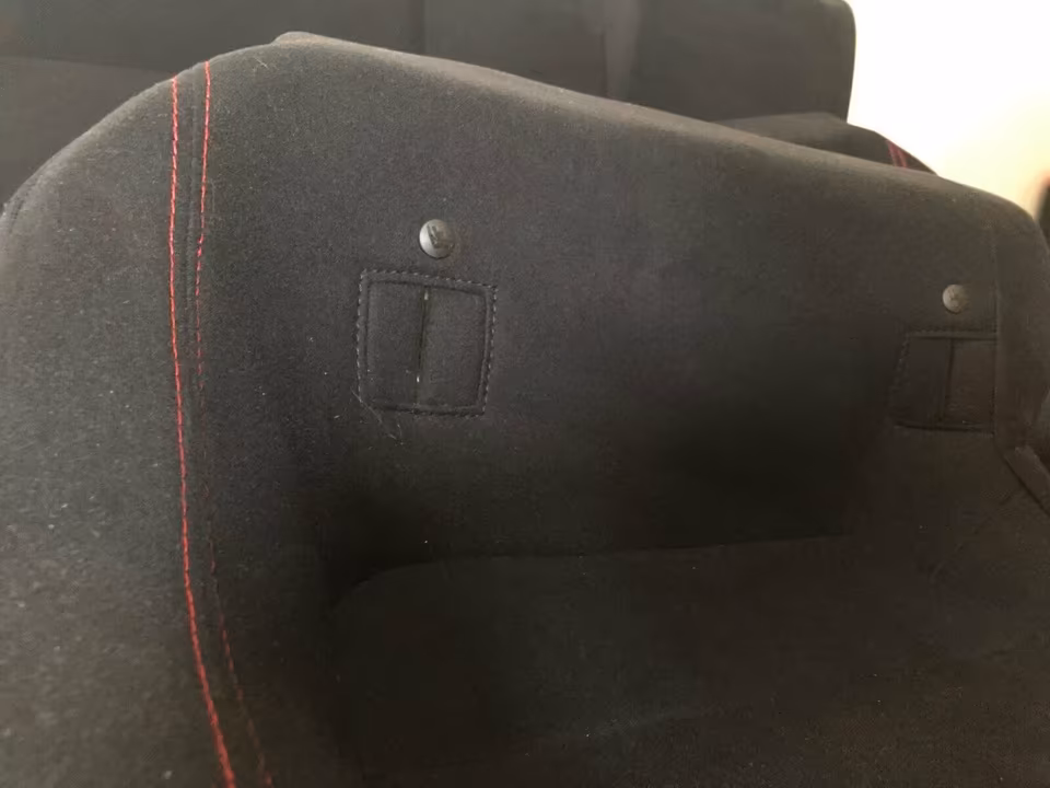 Toyota GT86 seats - driver - passenger - rear seat - Image 3