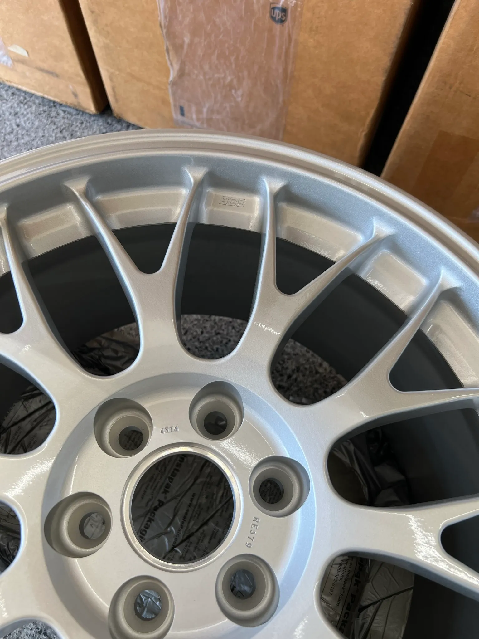 18×10″ and 18×13″ BBS Wheels for Dodge Viper - Image 5