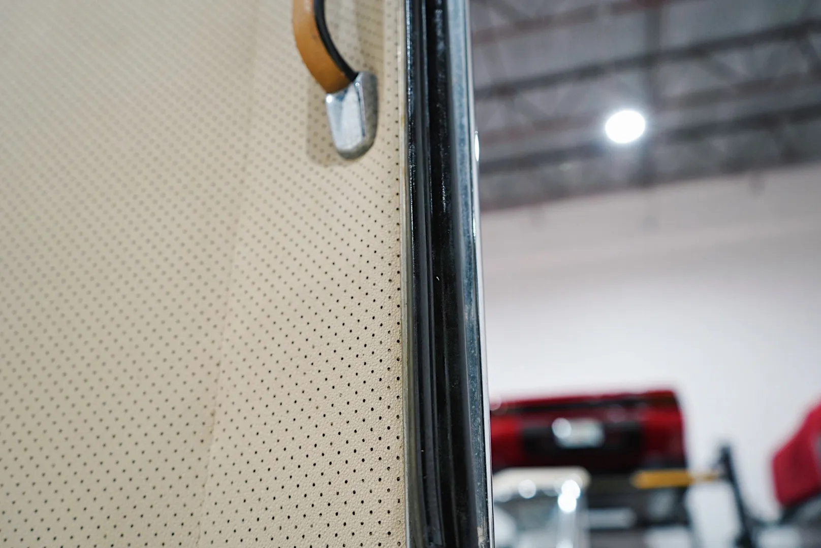 Mercedes-Benz Hardtop for W113 SL - Image 4