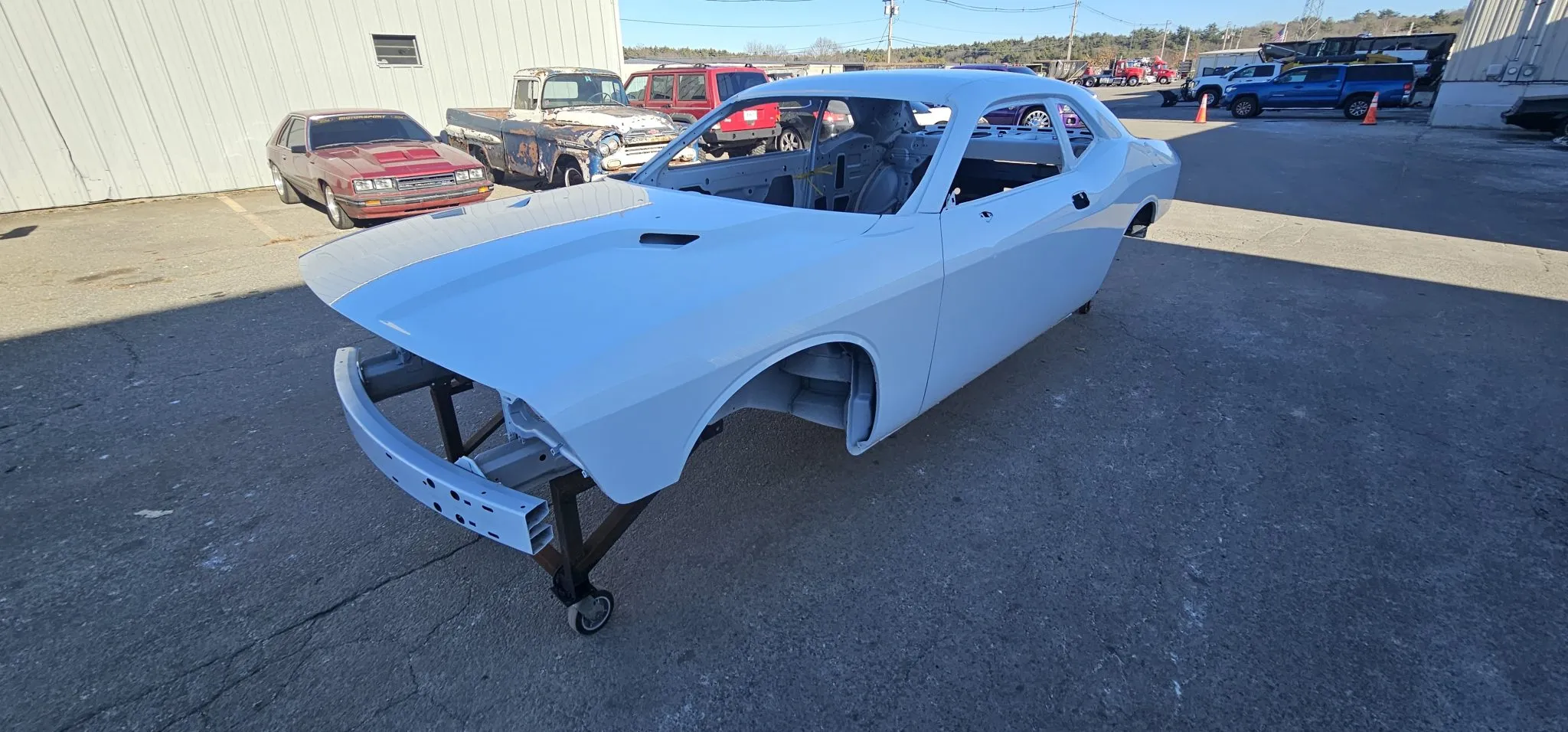 2009 Dodge Challenger Body Shell - Image 11